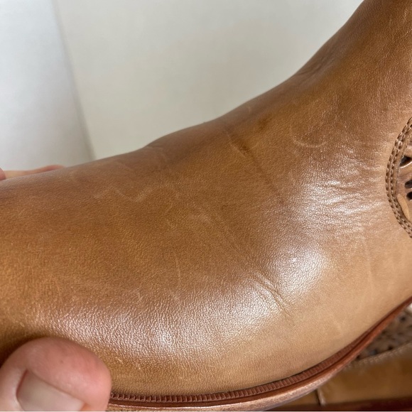 Corso Como Spiro boot in a whiskey burnish laser-cut style Women size 9 - Picture 9 of 13